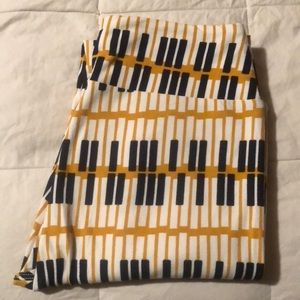 OS Piano Leggings Lularoe